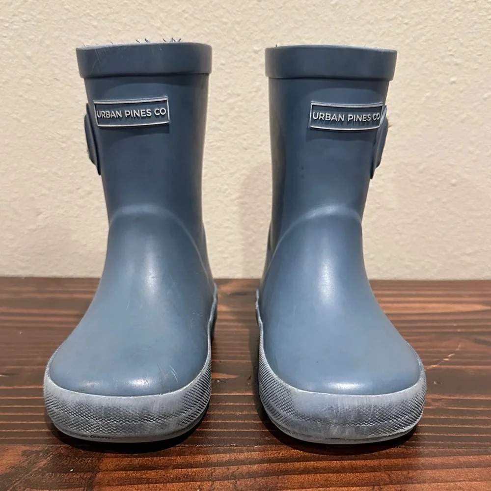 Urban Pines Rain Boots Size: 6C